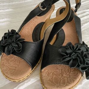 NWOT - Cute Black wedges size 9.   Never worn.